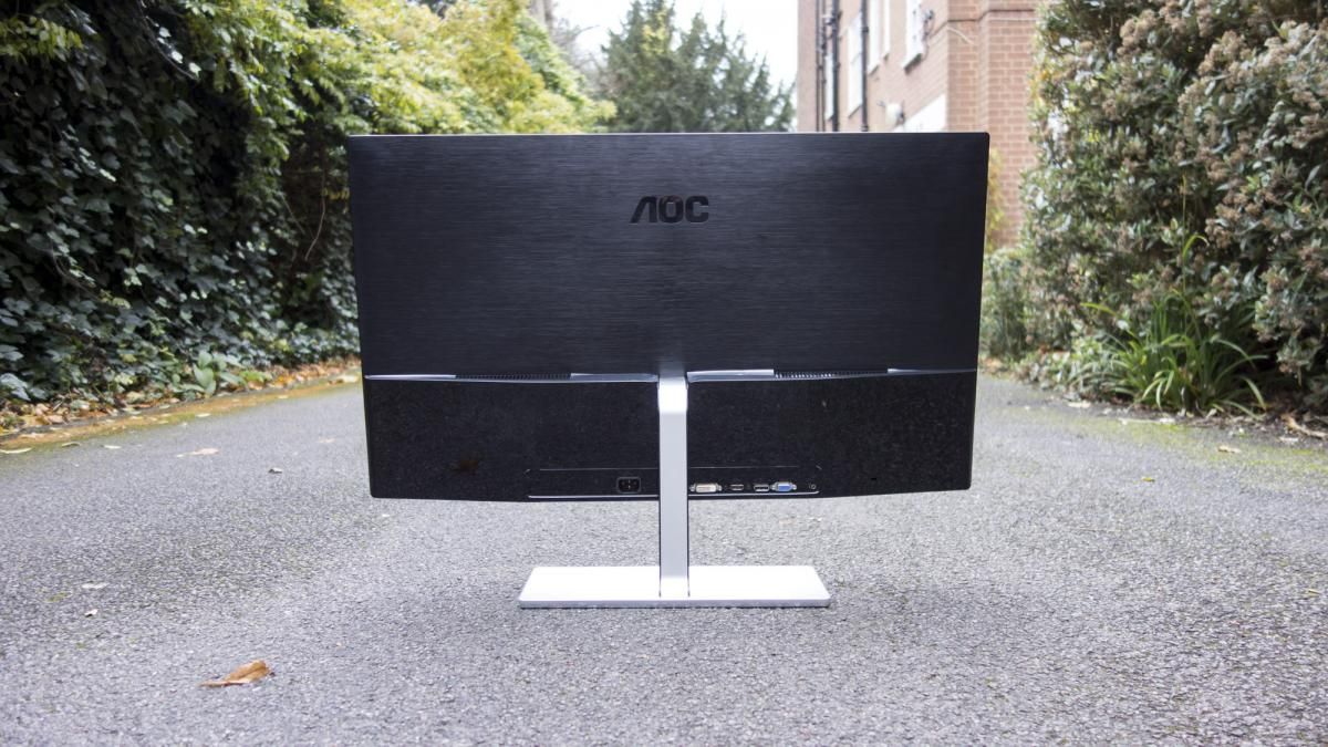 AOC Q3279VWF Review